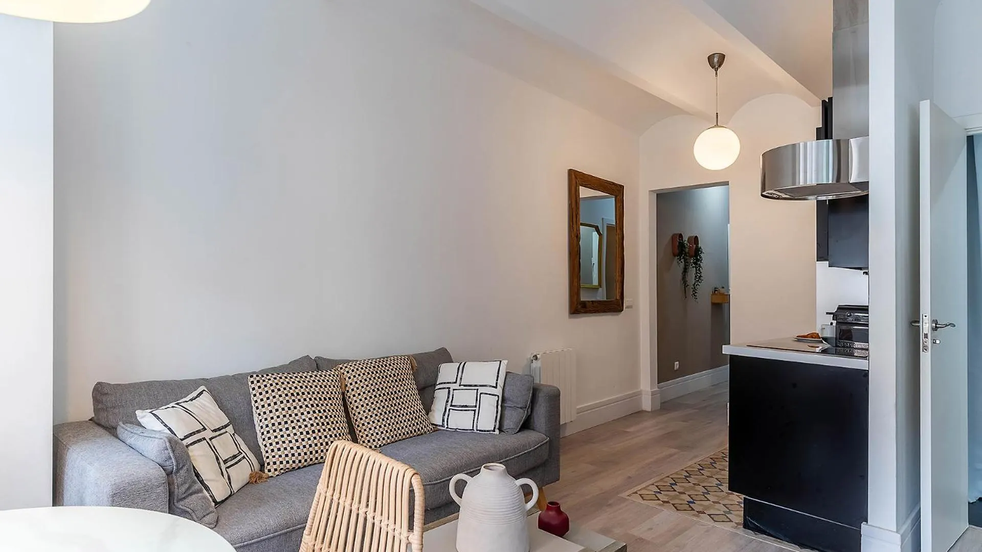 4212 - Ab Poble Sec Apartment Barcelona 0*,