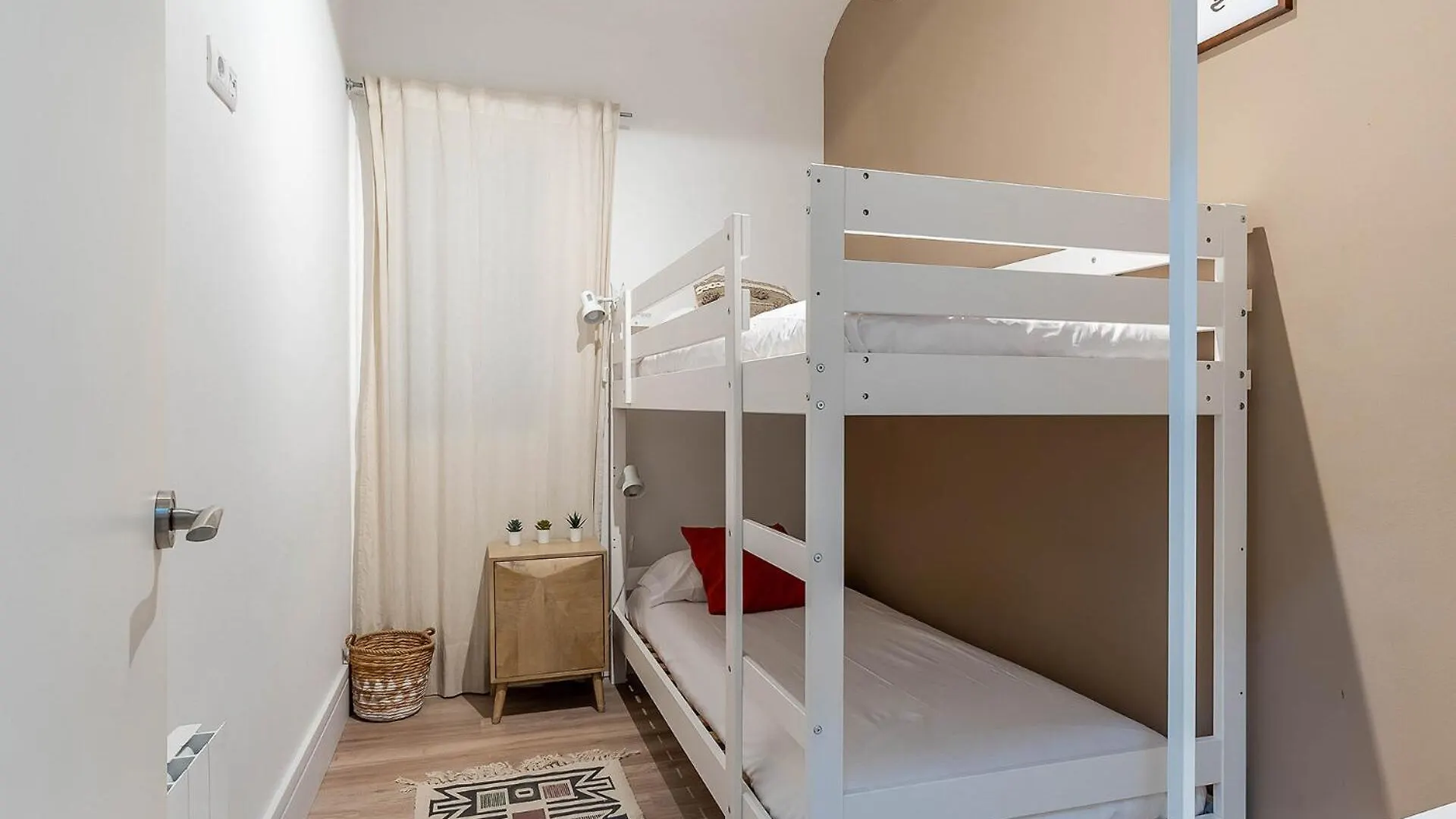 4212 - Ab Poble Sec Apartment Barcelona 0*,  Spain