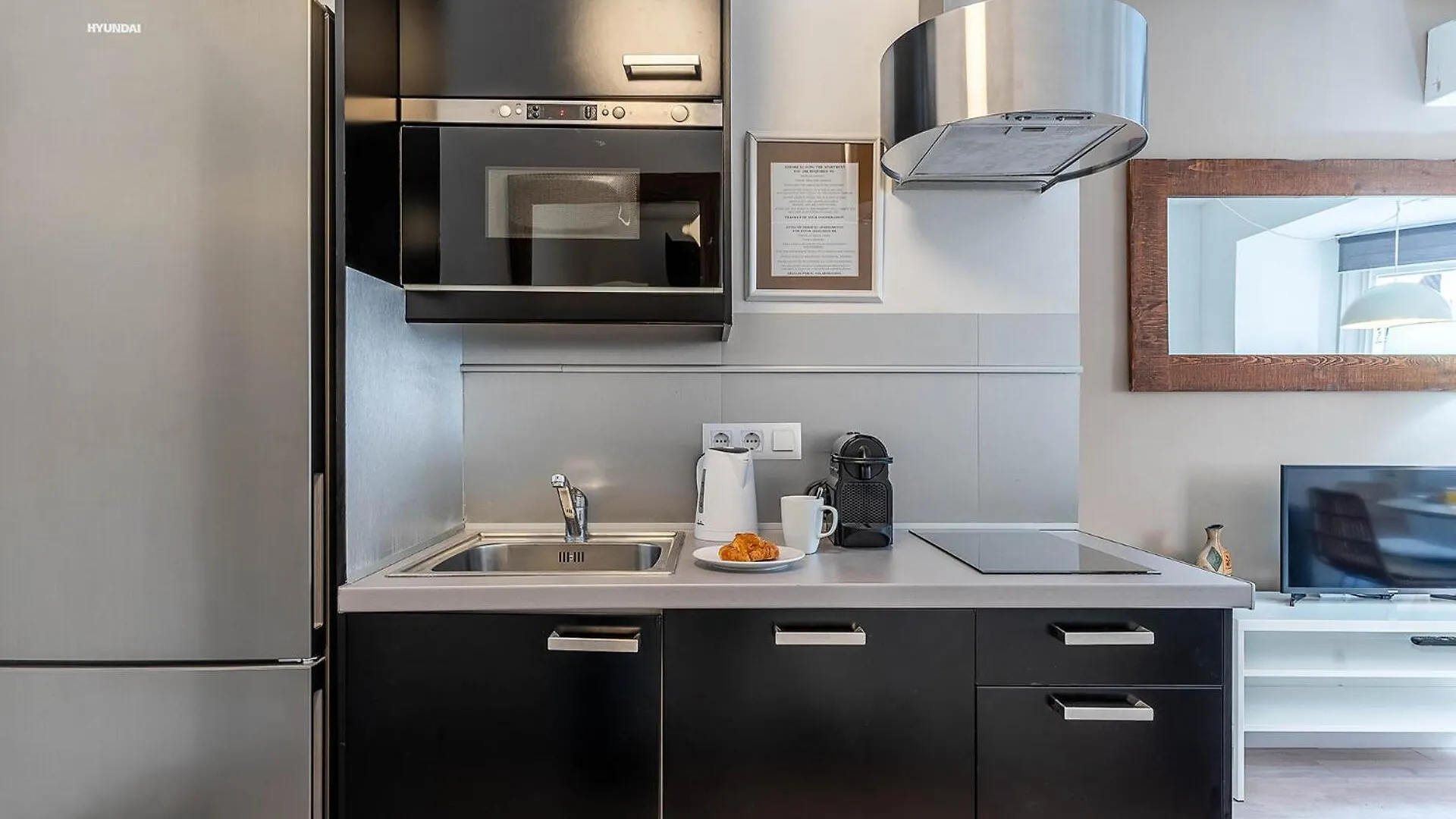 4212 - Ab Poble Sec Apartment Barcelona