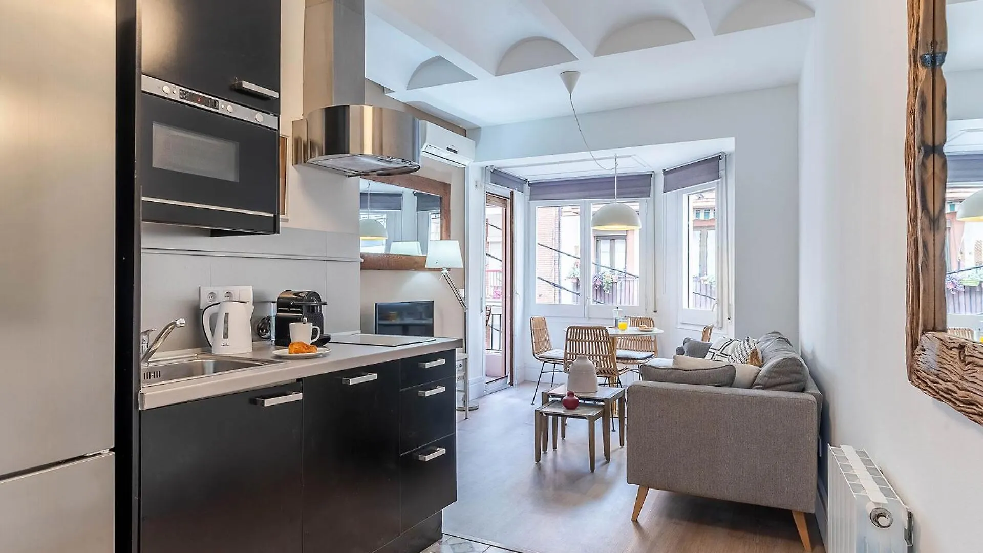 4212 - Ab Poble Sec Apartment Barcelona